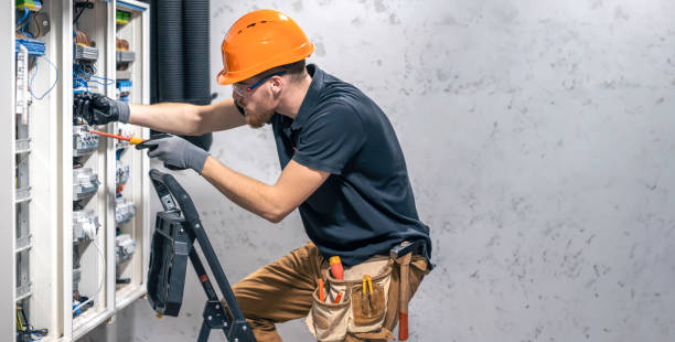 Best Affordable Emergency Electrician  in Bangor Base, WA